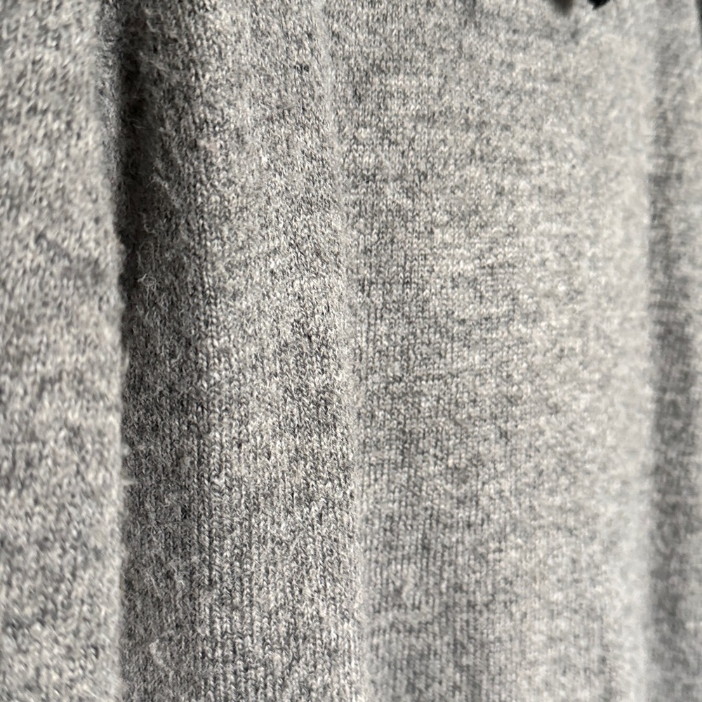 CeCe Mock Neck embellished Bow Sweater Dress size Small in Gray - Picture 8 of 8
